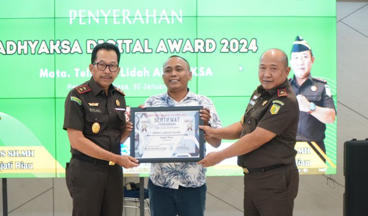 Kepala Kejati Riau