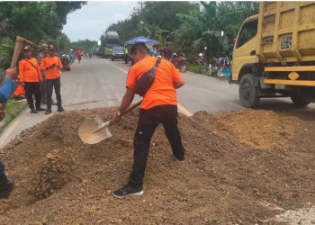 Jembatan di Jalan Lintas Timur Ambles, Arus Lalu Lintas Jadi Buka Tutup