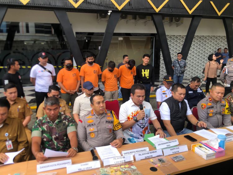 Terbukti Jual Beli Narkoba, Manajeman Axelle Resto dan KTV Diburu Polisi