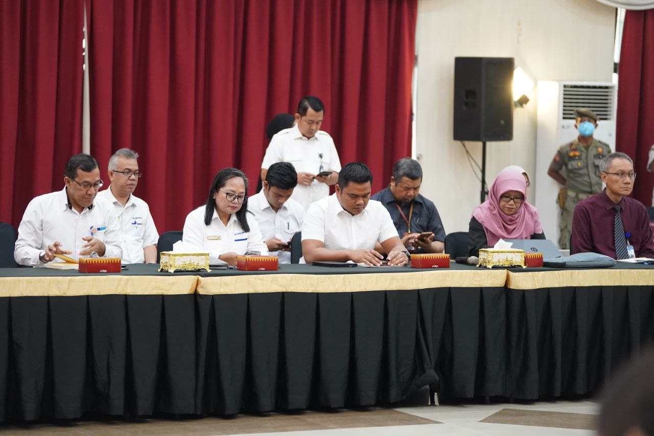 Gubri Hadiri Rapat Koordinasi Pengendalian Inflasi Bersama dengan Kemendagri