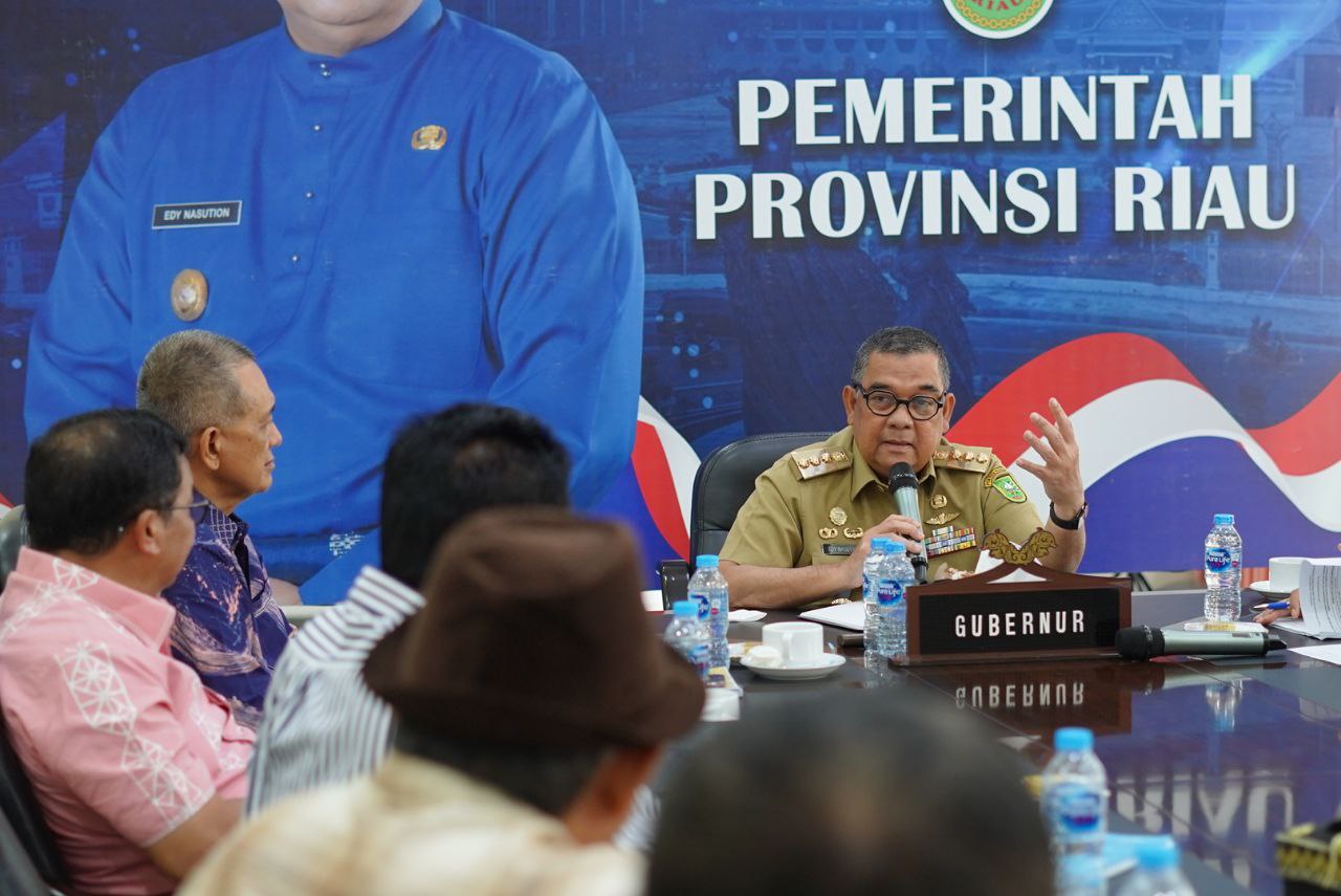 Bahas Sekolah Seni, Gubri Terima Audiensi YKKS