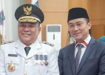 Pj Gubernur Riau SF Hariyanto bersama Wakil Ketua DPRD Provinsi Riau Hardianto