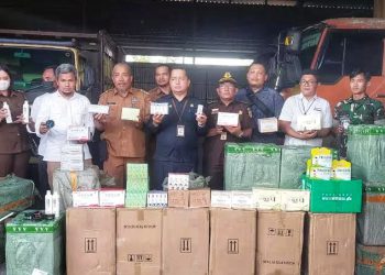 Ribuan Kardus Kosmetik Ilegal Disita BPOM dari Gudang Penyimpanan di Pekanbaru