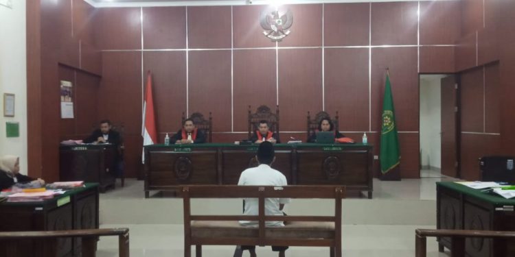 Sidang Kasus Perburuan Badak Bercula Satu, Terdakwa Memohon Keringanan Hukuman