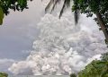 Erupsi Gunung Raung Bakal Tenggelamkan Pulau Tagulandang (HOAKS)