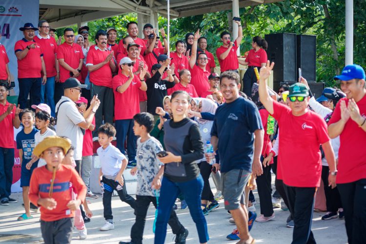 Meriahnya suasana peringatan May Day di Riau Kompleks