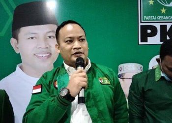 PKB) telah mengeluarkan surat tugas kepada kadernya, Taufik Arrakhman, untuk maju dalam Pemilihan Walikota (Pilwako) Pekanbaru 2024.