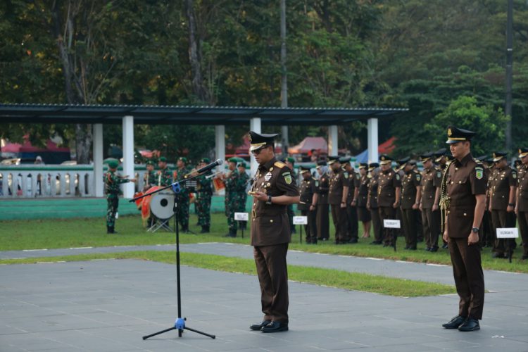 Kejati Banten Peringatan Hari Bhakti Adhyaksa ke-64 di TMP Ciceri, Serang