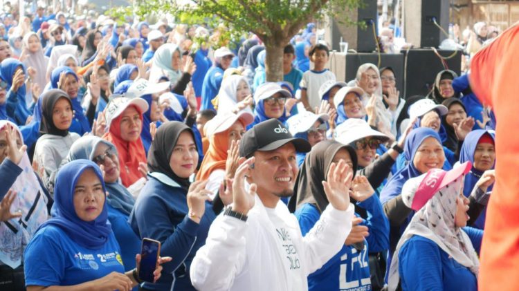 Senam Sehat Bersama AMAN, Ribuan Warga Padati Jalan Purwodadi Ujung