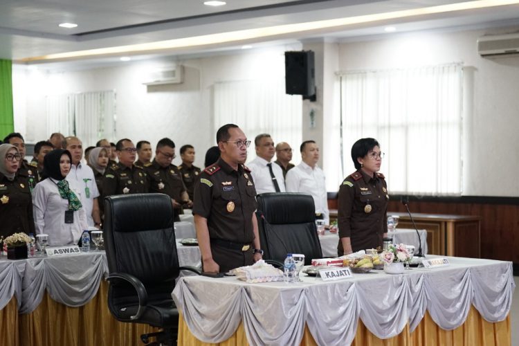 Kajati Banten dan Jajaran Ikuti FGD “Dharma Bakti Insan Adhyaksa Dalam Perjuangan Kemerdekaan Indonesia”