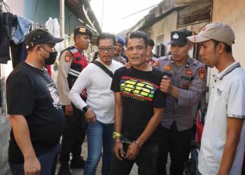 Penggerebekan Kampung Narkoba di Pekanbaru, Tiga Pengedar Ditangkap dengan 31 Paket Sabu
