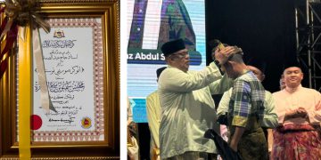 UAS Dapat Anugrah Murabbi Nusantara dari Kerajaan Negeri Melaka