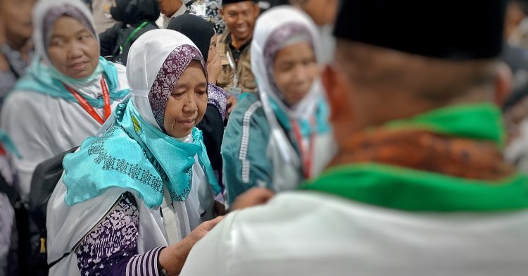 Jemaah Haji Riau tiba di Debarkasi Haji Batam (Foto: Bertuahpos/Melba)