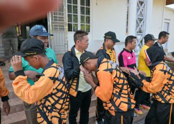 Anggota DPRD Rokan Hilir Hermawan Kamis (27/6/2024) di Mess Pemda Jalan Perwira Bagansiapiapi ikut melepas kontingen Popda Rohil mengikuti Popda Riau XVI.