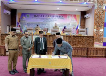 Paripurna DPRD Rohil penyampaian Rekomindasi dan catatan kepada pemerintah