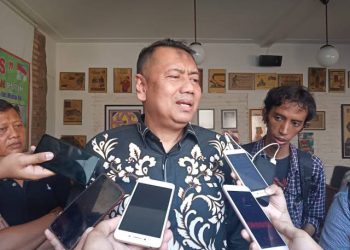 Kapitra Ampera: Baleg DPR Sudah Melakukan Kejahatan Terhadap Negara