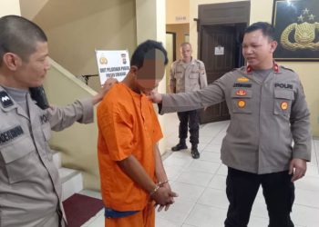 Maling Pagar Gereja Ditangkap Setelah Dua Jam Bersembunyi di Selokan