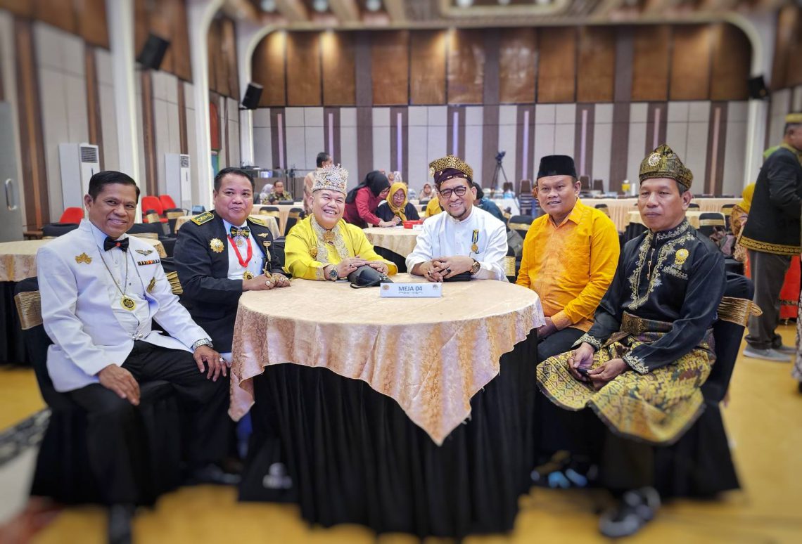 Raja hingga Kepala Suku Adat Kumpul Bahas soal Aset Ulayat, Diradja Air Tiris Melayu Kampar Apresiasi Pergelaran LK-PASI di Balikpapan