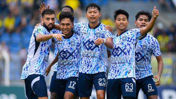 Sempat Tertinggal, Ini Kata-kata Aji Santoso yang Buat PSPS Lumat Persikota