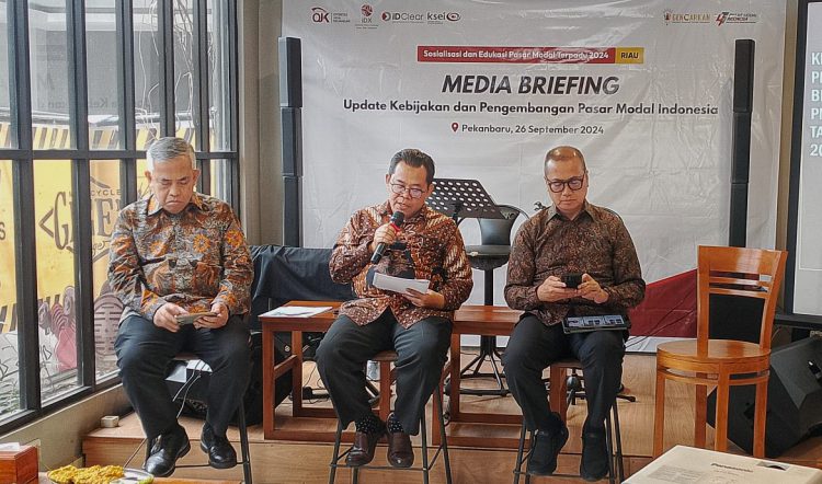 OJK Gelar Sosialisasi dan Edukasi Pasar Modal Terpadu 2024 di Riau