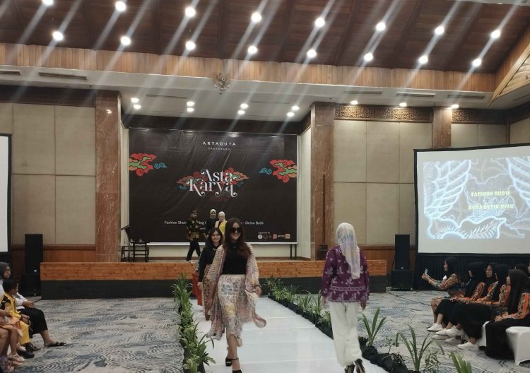 Angkat Tema Batik, Hotel Aryaduta Pekanbaru Gelar Asta Karya