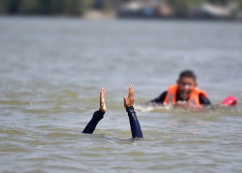 Anak Hilang di Parit Sungai Ara Ditemukan Meninggal oleh Tim SAR