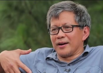 Connie Amankan Dokumen Penting Hasto, Rocky Gerung: Ini Akan Jadi Perang Politik yang Panjang