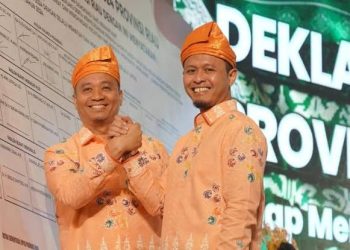 Pagi Dilantik Presiden, Malamnya Markarius Anwar Pimpin Perbaikan Jalan di Pekanbaru
