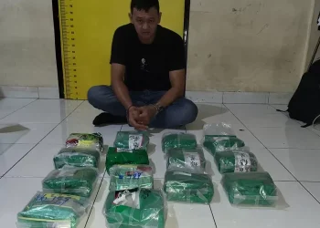 Residivis Narkoba di Pekanbaru Ditangkap, Polisi Amankan 14 Kg Sabu dan 6.800 Butir Ekstasi