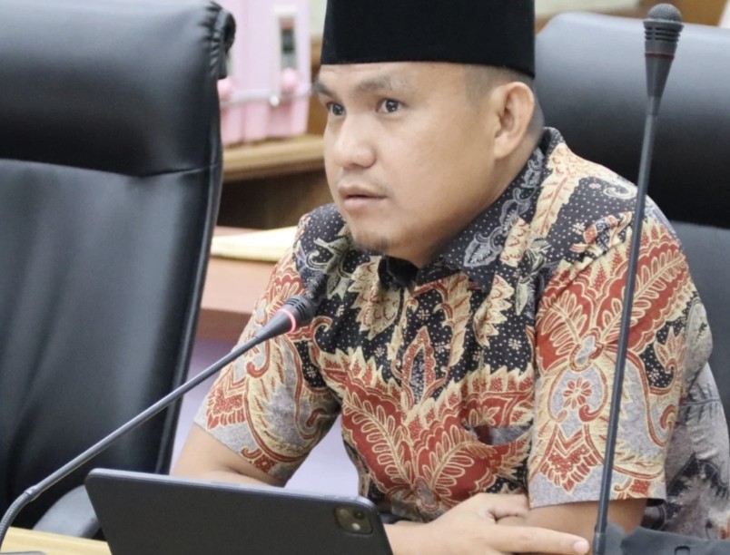 Bahas Ranperda Tatib, Pansus DPRD Riau Gelar Rapat Internal