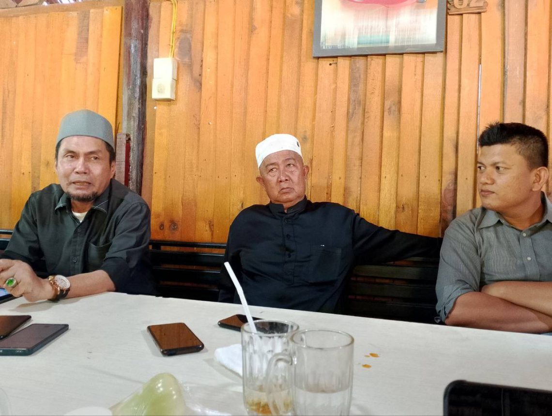Tokoh Adat Mentulik Tolak Kerja Sama Pengelolaan Lahan LPHD Rantau Kasih yang Dianggap Cacat Hukum