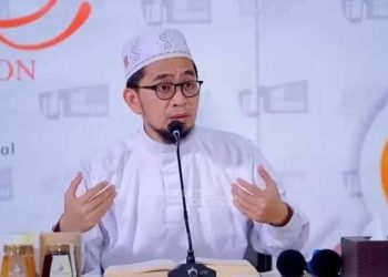 Ustaz Adi Hidayat Paparkan 5 Amalan Khusus Hari Jumat, Ini Pesan Mendalamnya Bagi Umat Muslim