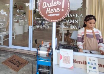 Celupin Cafe, Ngopi Sambil Berkreasi