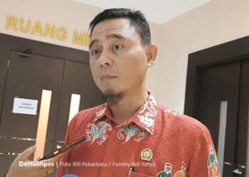 Ketua KI Riau: Sekolah Wajib Umumkan Kuota dan Jalur Penerimaan SPMB SMA/SMK 
