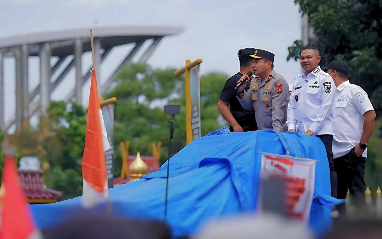 Polri tidak akan berhenti mengkampanyekan penyelamatan hutan. Bahkan, akan menindak tegas pelaku perusakan. Kedatangannya ke TNTN kala itu untuk melihat langsung kondisi hutan yang telah dirusak.