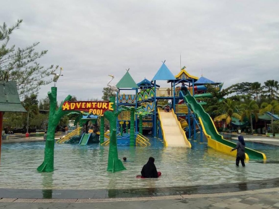 Labersa Riau Fantasi Tawarkan Promo Renang Rp25.000, Cukup Tunjukkan KTP!