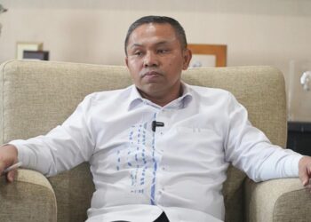 Ini Respon Gubernur Abdul Wahid Soal Penghapusan Batas Usia Lowongan Kerja