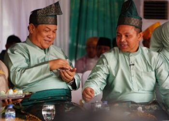 Wahid dan SF Terlihat "Mesra" di HUT Riau ke 68