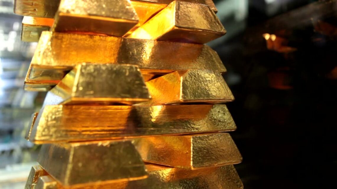 Harga Emas Pegadaian 7 Agustus 2025 Kompak Turun