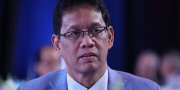 Purbaya Yudhi Sadewa resmi dilantik sebagai Menteri Keuangan menggantikan Sri Mulyani pada 8 September 2025. Simak profil lengkap, pendidikan, dan perjalanan kariernya di pemerintahan dan swasta. Menkeu Purbaya Ancam Bekukan Bea Cukai dan Rumahkan 16 Ribu Pegawai Jika Kinerja Tak Membaik