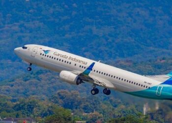 Garuda Indonesia Dituding Jual Jam Terbang?