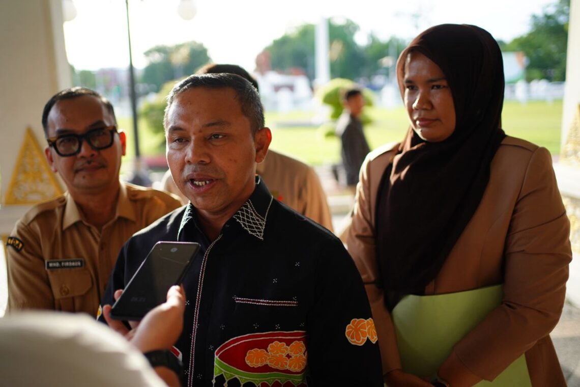 Gubernur Riau: Daya Beli Masyarakat Kunci Stabilitas Ekonomi Daerah