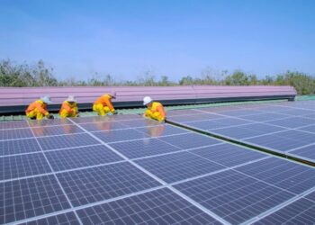 Bauran Energi Baru Terbarukan Indonesia Capai 16%, Target Diundur 10 Tahun Lagi