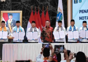 Suasana peresmian Pos Bantuan Hukum (Posbankum) di Balai Kota Jakarta, Jumat 31/10/2025