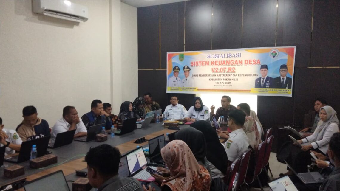 BRK Syariah Gelar Edukasi Teknis Pengelolaan Dana Desa bagi 159 Perwakilan Desa di Rohil