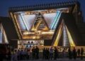 Grand Egyptian Museum akhirnya dibuka di Giza. Presiden Mesir hadir. Museum modern ini menampilkan 57.000 artefak dan koleksi penuh Tutankhamun.