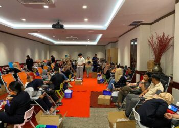 Gelaran Donor Darah ke-73 yang diselenggarakan oleh Keluarga Donor Darah (KDD) Riau Kompleks RAPP.