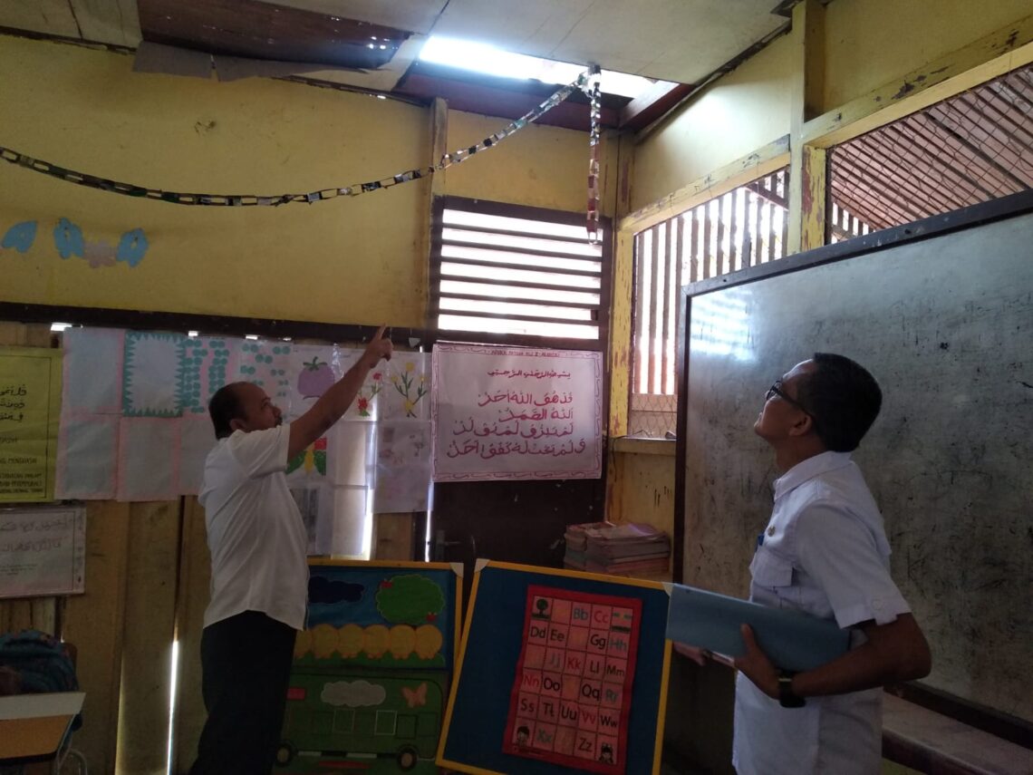 Miris, Empat Ruang Kelas SDN 001 Sungai Pinang Kuansing Rusak Parah