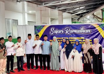 Safari Ramadan di Pekanbaru, Wali Kota dan BRK Syariah Serahkan Bantuan di Masjid Baitul Amanah