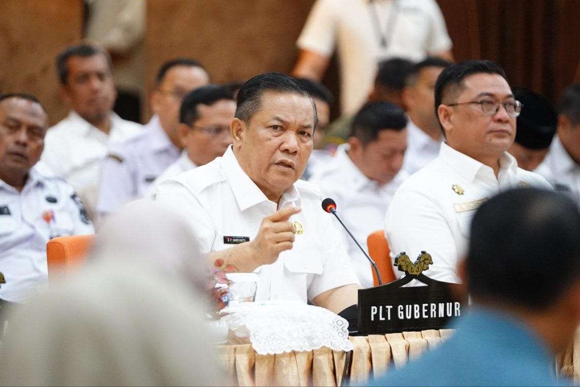 Plt Gubri Sebut Koperasi Merah Putih dan SPPG Mampu Dongkrak Serapan Tenaga Kerja di Riau. Ini Respon Plt Gubernur soal Maraknya Kasus Perselingkuhan ASN di Pemprov Riau